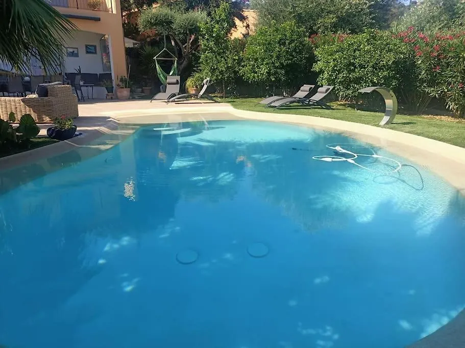 Jolie Villa Avec Vue Mer Bormes-les-Mimosas